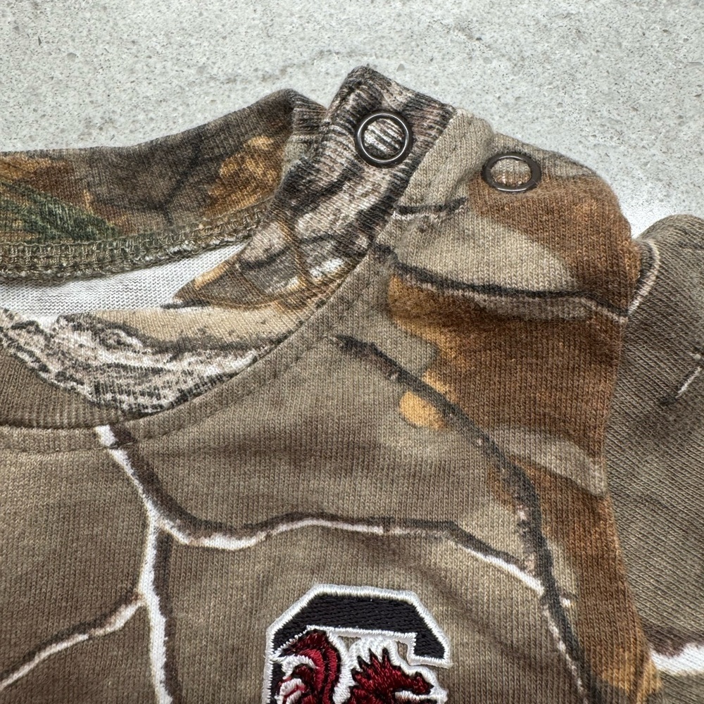 Baby Camo Shirt with Carolina Gamecock Patch 3-6month - Picture 3 of 3